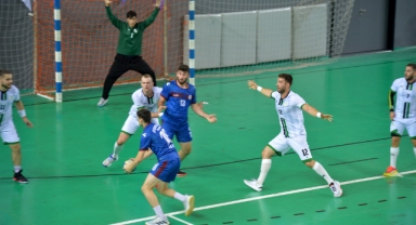 Sakarya Büyükşehir Hentbol Trabzon’u farkla geçti: 33-42