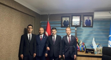 Sakarya Ülkü Ocakları'nda devir teslim gerçekleşti