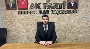 AK Parti Gençlik Kolları Başkanı Ömer İbrahimbaş Cumhuriyetin 100.Yılını Kutladı