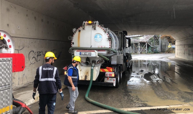 Büyükşehir Belediyesi yağış mesaisini aralıksız sürdürüyor