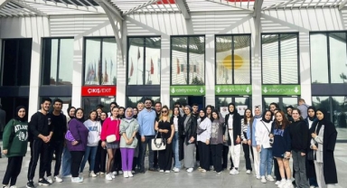 Hendek MYO İç Mekân Tasarımı Programı öğrencileri,  Unicera Fuarı’na katıldılar.