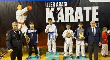 HENDEKLİ KARATECİLERDEN İLLER ARASI TURNUVADA 9 MADALYA