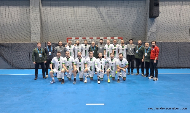 Büyükşehir hentbol galibiyet serisine Bursa’da devam etti: 28-34