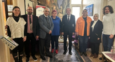 DURAN'DAN ADA TAVIR VE RADYO MEGA'YA ZİYARET