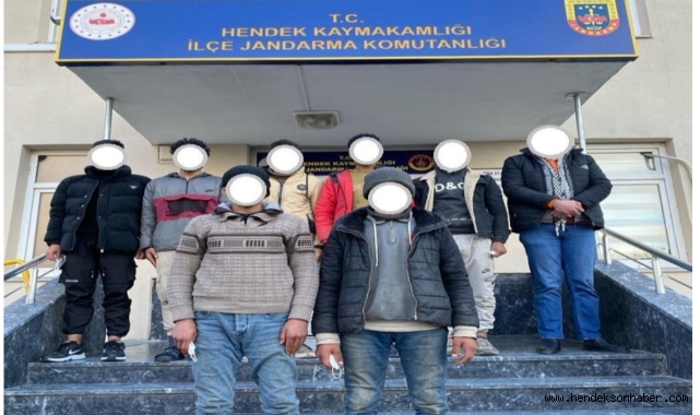 Durdurulan 3 ayrı araçta düzensiz göçmenler yakalandı!