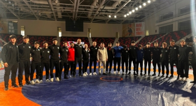 Sakarya Büyükşehir Belediyesi Grekoromen Güreş Takımı yine kürsülerde