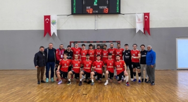 1954 Hendekspor Hentbol Takımı Liderlik Koltuğuna Oturdu