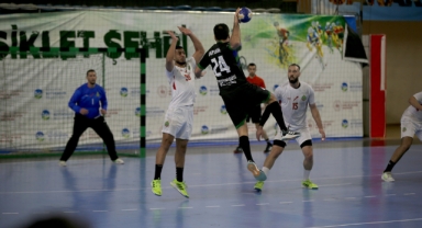 Büyükşehir Hentbol ikinci yarıya hazır