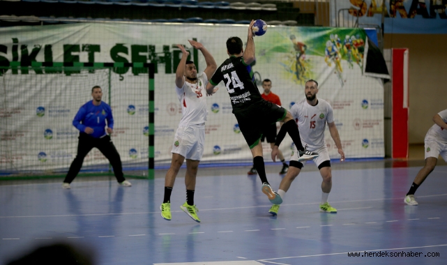 Büyükşehir Hentbol ikinci yarıya hazır