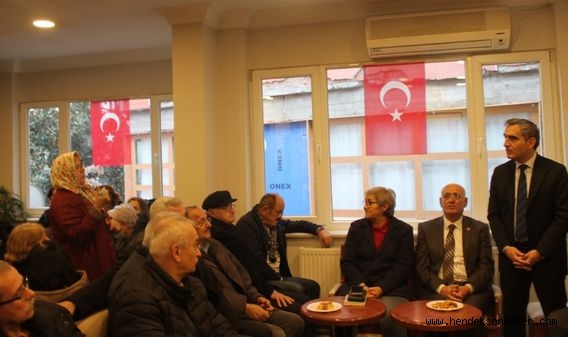 Hendek CHP Danışma  Kurulu Toplantısına Yoğun Katılımla Gerçekleşti  