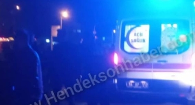 Hendek D-100'de Feci Kaza 2 genç Hayatını kaybetti