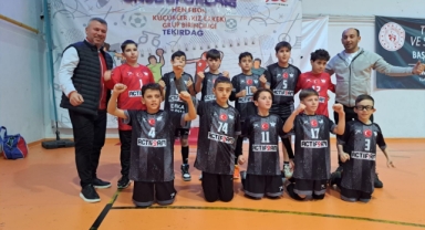 Hendek Şehit Mahmutbey Ortaokulu Hentbol Bölge Şampiyonu