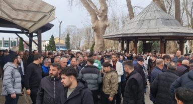 Hendek’te Feci Kazada Hayatını Kaybeden Gençler Gözyaşları Arasında Defnedildi