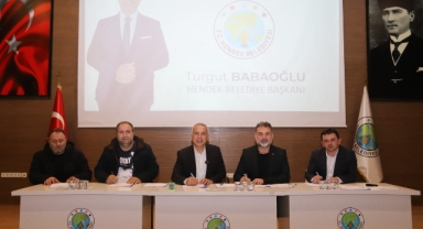 BAŞKAN BABAOĞLU, BELEDİYE ÇALIŞANLARI İÇİN YÜZDE 90 MAAŞ ARTIŞINA İMZA ATTI