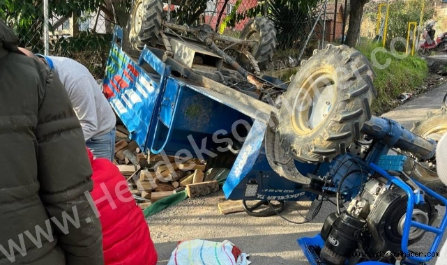 Hendek'te Köpeğe çarpmamak için manevra yapan patpat devrildi: 2 yaralı