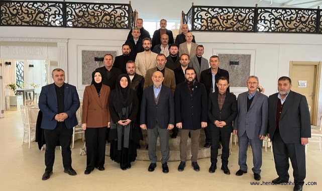 İrfan Püsküllü: "Burada herkes birinci sıradan adaydır"