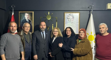 Nuran Beyazkoç İYİ Parti Meclis Üyesi Aday Adaylık Başvurusu Yaptı