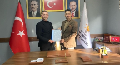 RECEP YARICI AK PARTİ MECLİS ÜYELİĞİNDEN İSTİFA ETTİ.