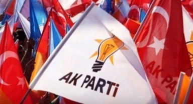 Sakarya Ak Parti  5 isimle 'yola devam' dedi!