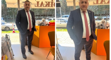 Ahmet Der 8 Mart Dünya Kadınlar Gününü Kutladı. 