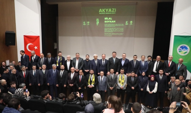 Akyazı'da Cumhur İttifakı coşkusu salonlara sığmadı