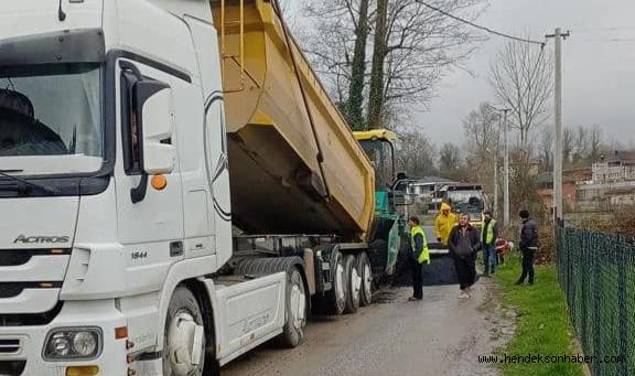 Hendek’te asfalt atağı sürüyor: İki sokak daha asfaltlandı