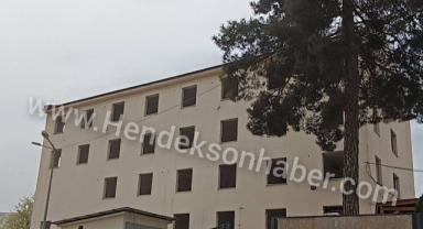 Hendek Eski Devlet Hastanesi Yıkılıyor 