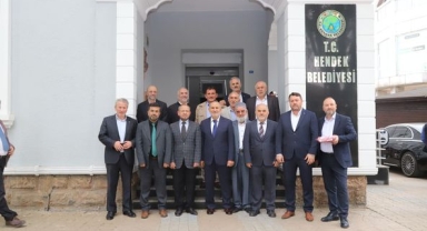 Hendek İlçe Müftüsü Murtaza Gür ve Din Görevlilerinden Hayırlı Olsun Ziyareti.