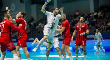 Sakarya Büyükşehir hentbol Bahçelievler’de galibiyet için sahaya çıkıyor