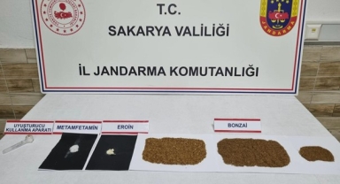 Sakarya Jandarmadan Uyuşturucu Operasyonu 23 Gözaltı.1 Tutuklama 