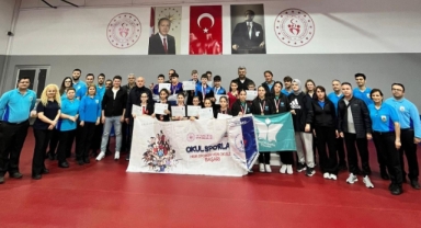 Hendek Şehit Mahmutbey Masa Tenis Şampiyonu