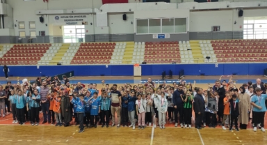 Hendek'te Çocuk Oyunları Şenlikleri Gerçekleşti.