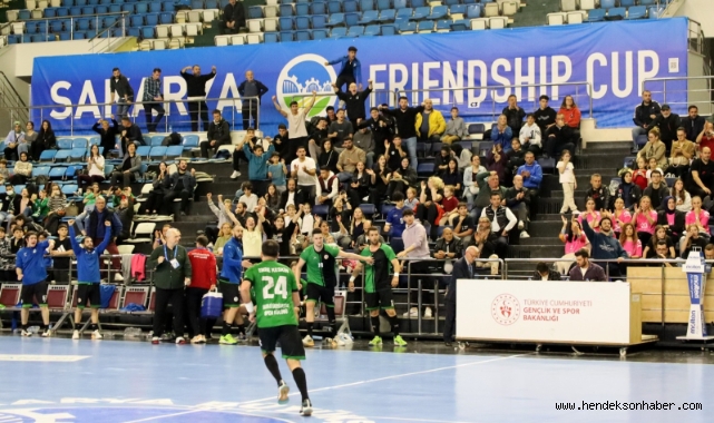Sakarya Büyükşehir hentbol adını finale yazdırdı