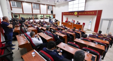 Ulaşımda öğrenciler için ücretsiz seyahat ve indirim: “Müjdelerimiz devam edecek”