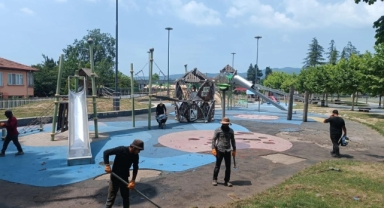 Hendek Atatürk Parkı içerisinde çalışmalar başladı