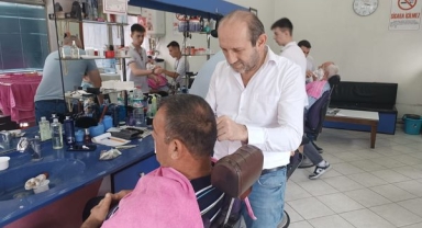Hendek’te Berberlerde Bayram Arifesi Yoğunluğu