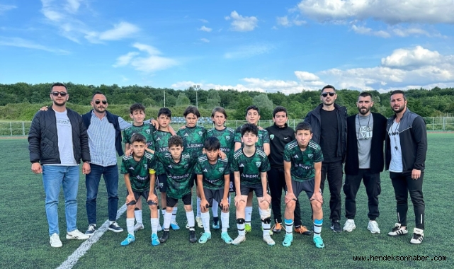 Yeşillerspor U13 namağlup Hendek şampiyonu