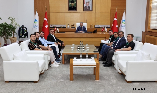 Başkan Alemdar Sakaryaspor’un yeni yönetimini ağırladı