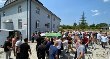 Gazeteci Nurettin Eryılmaz’ın Annesi Son Yolculuğuna Uğurlandı