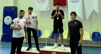 HENDEK ŞAMPİYONLAR FIGHT AKADEMİDEN MADALYA ŞOV