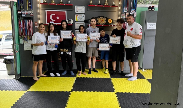HENDEK ŞAMPİYONLAR KUŞAK  TERFİLERİNİ ALDI