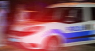 Hendek’te  Durdurulmak İstenen Şüpheli Polis Aracına Çarptı