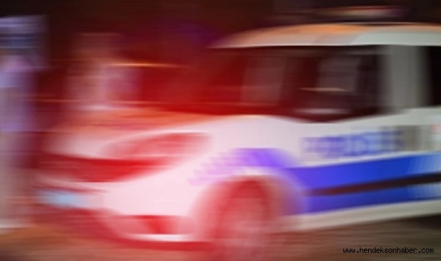 Hendek’te  Durdurulmak İstenen Şüpheli Polis Aracına Çarptı