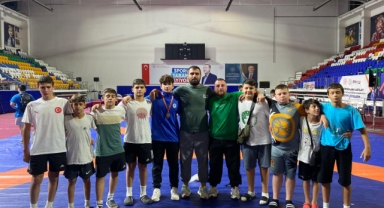 ADAPAZARI'NDA SERBEST GÜREŞTE DE HAREKETLİLİK BAŞLADI!