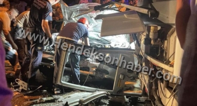 Hendek'te Otomobille Servis Minibüsü  Çarpıştı 3 Yaralı