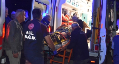 Hendek’te Otomobil Şarampole Uçtu 2 Yaralı