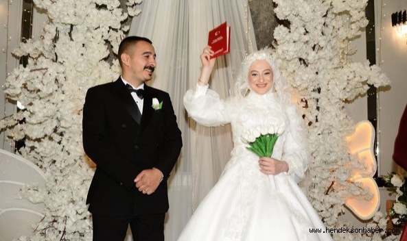 Denizcan ile Şeyma’dan Ömürlük imza