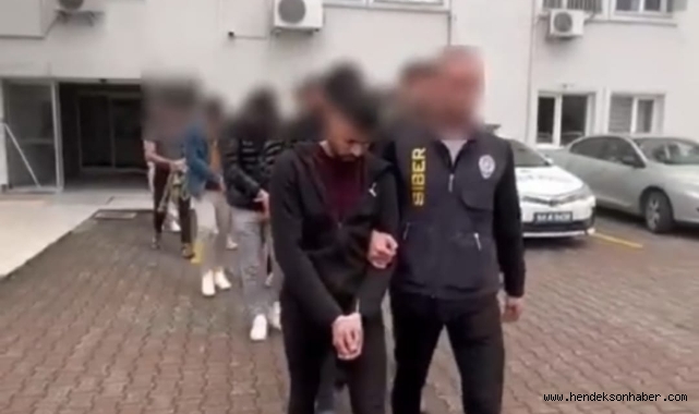 300 kişiyi 15 milyon lira dolandırdılar!