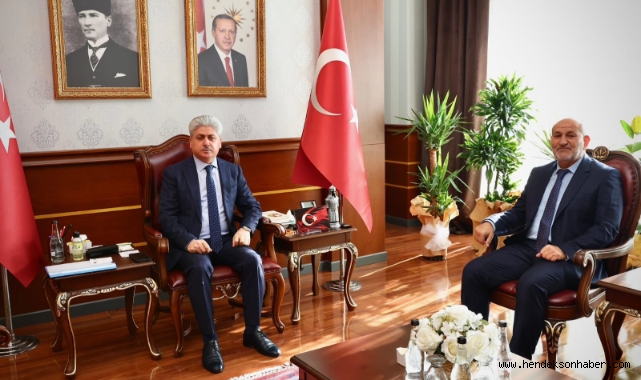 HENDEK BELEDİYE BAŞKANI İRFAN PÜSKÜLLÜ’DEN VALİ DOĞAN’A ZİYARET
