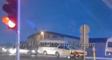 Hendek D'100 Karayolu Akova Işıklarda  trafik kazası